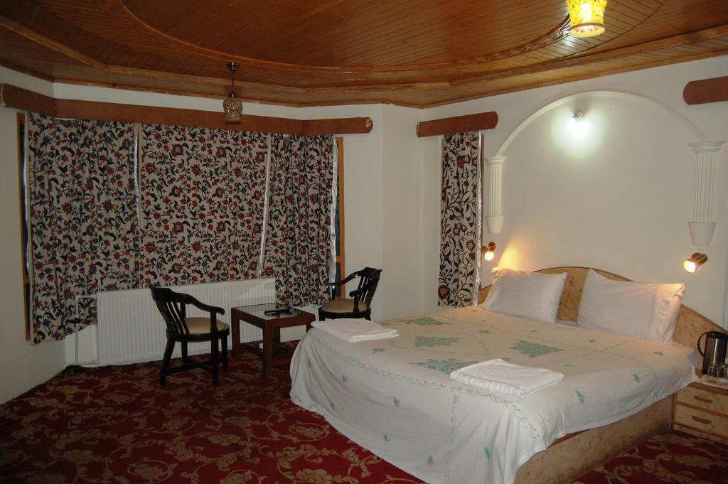 Hotel Paradise Inn Pahalgām Екстериор снимка