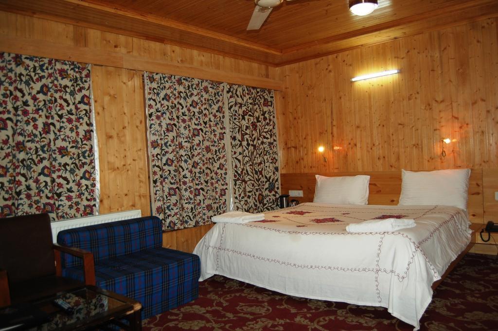 Hotel Paradise Inn Pahalgām Екстериор снимка
