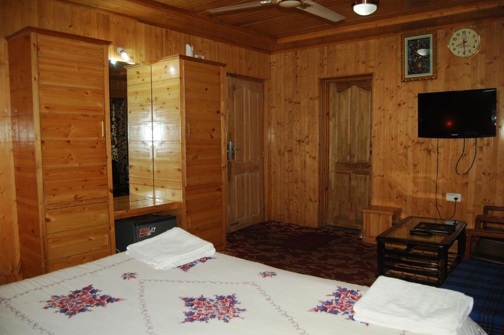 Hotel Paradise Inn Pahalgām Екстериор снимка