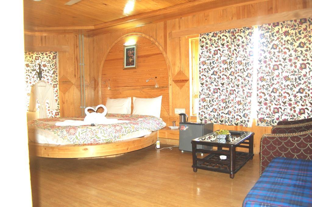 Hotel Paradise Inn Pahalgām Екстериор снимка