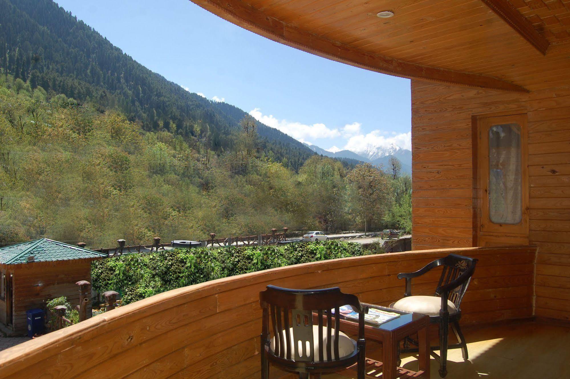 Hotel Paradise Inn Pahalgām Екстериор снимка