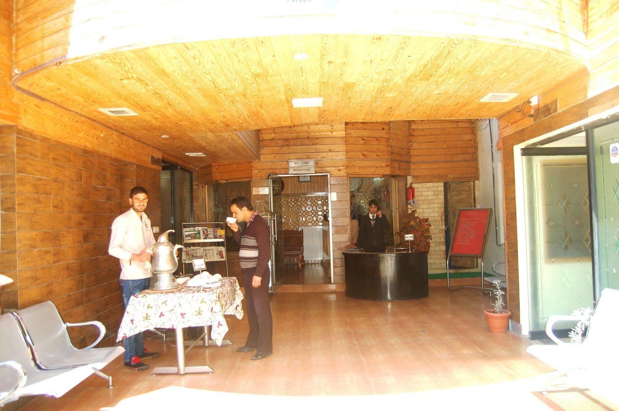 Hotel Paradise Inn Pahalgām Екстериор снимка